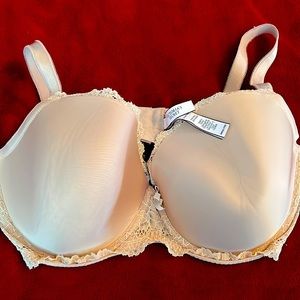 Victoria’s Secret 38 DD bra
